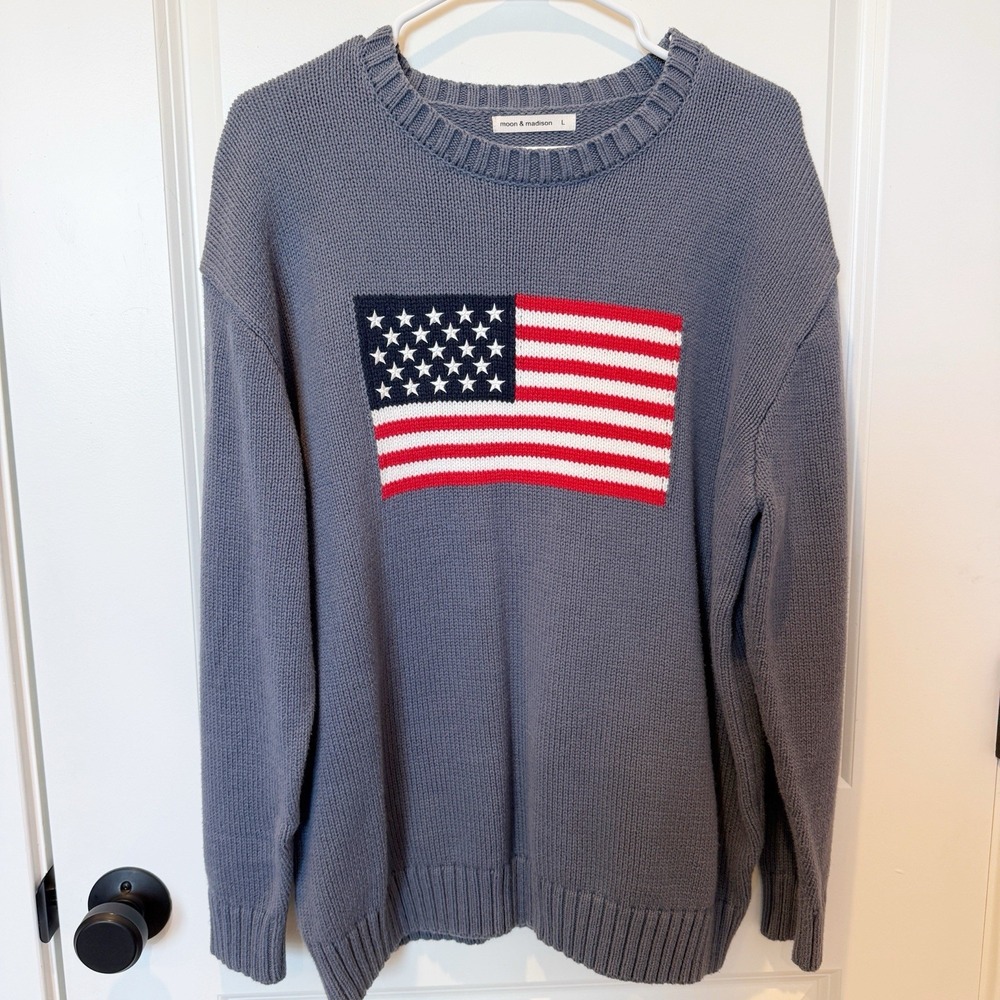 Moon & Madison Tight Knit Flag Sweater Large Americana Heritage Western
